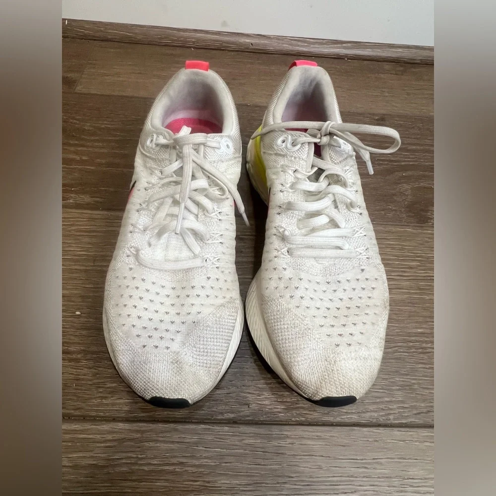 Women's Nike React Infinity Run Flyknit 2 - Picture 4 of 9